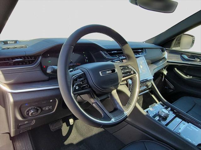 2023 Jeep Grand Cherokee 4xe GRAND CHEROKEE OVERLAND 4xe 2023 Jeep Grand Cherokee 4xe GRAND CHEROKEE OVERLAND 4xe