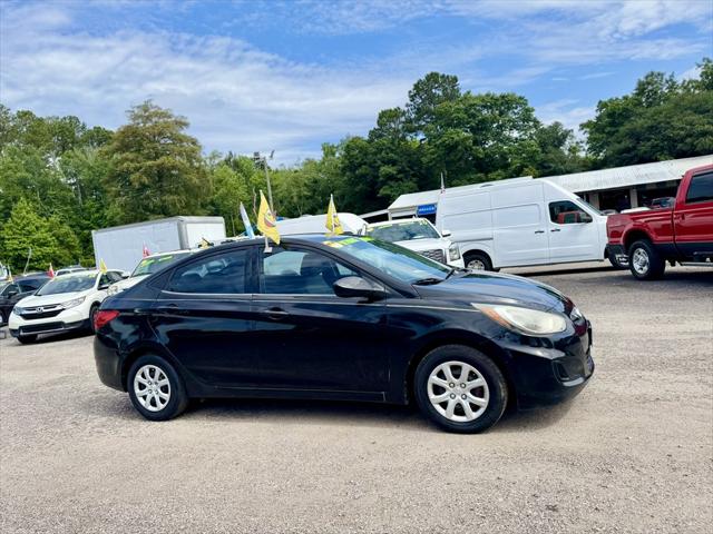 2012 Hyundai Accent GLS