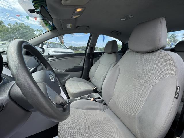 2012 Hyundai Accent GLS