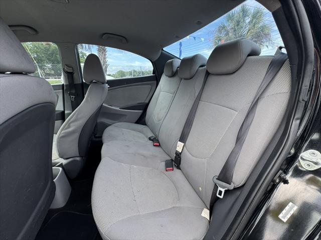 2012 Hyundai Accent GLS