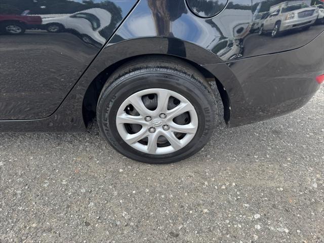 2012 Hyundai Accent GLS