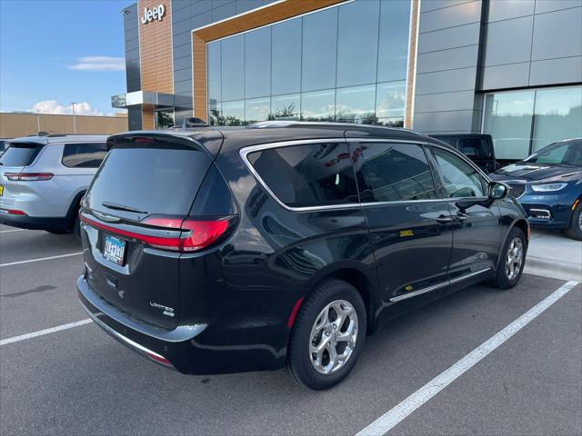 2021 Chrysler Pacifica Limited AWD
