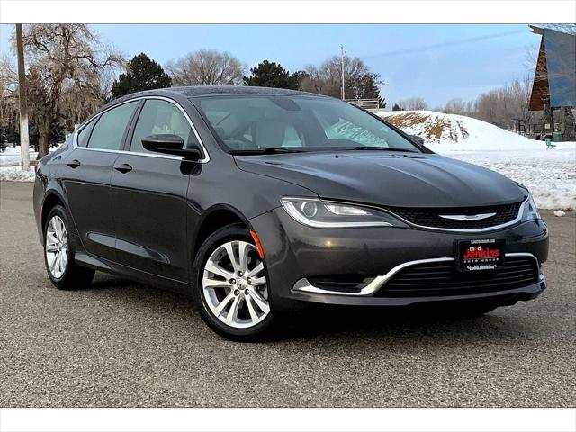 2016 Chrysler 200 Limited