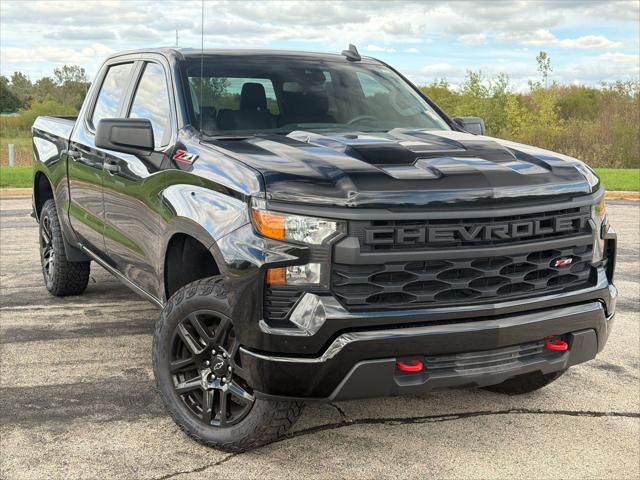 2023 Chevrolet Silverado 1500 4WD Crew Cab Short Bed Custom Trail Boss