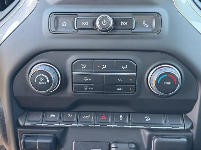2023 Chevrolet Silverado 1500 4WD Crew Cab Short Bed Custom Trail Boss