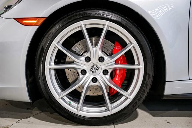 2018 Porsche 911 Targa 4S