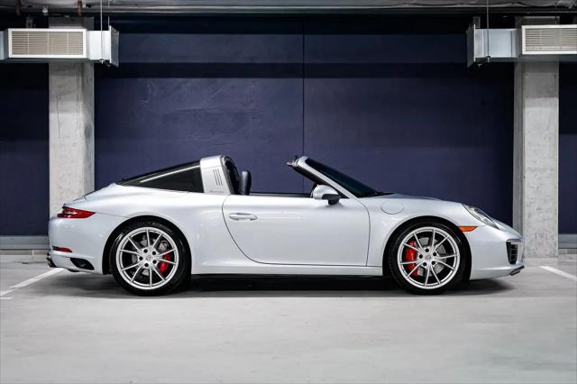 2018 Porsche 911 Targa 4S