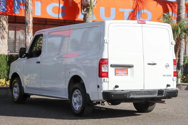 2020 Nissan 1500 SV Standard Roof V6