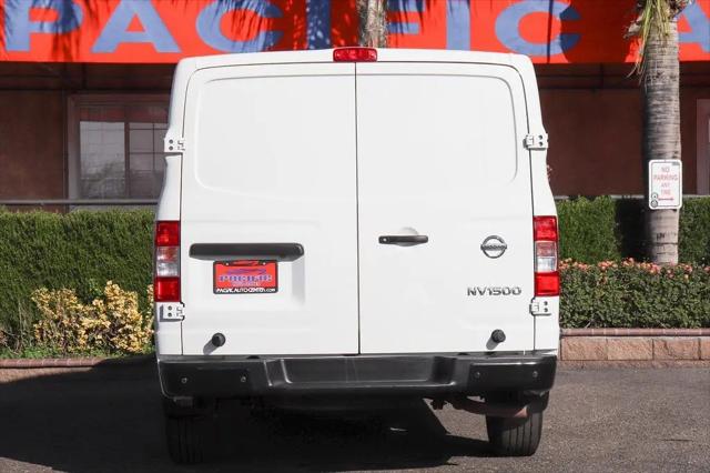 2020 Nissan 1500 SV Standard Roof V6