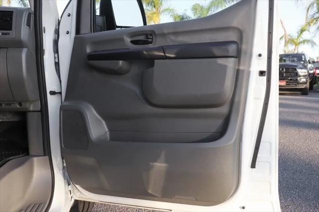 2020 Nissan 1500 SV Standard Roof V6