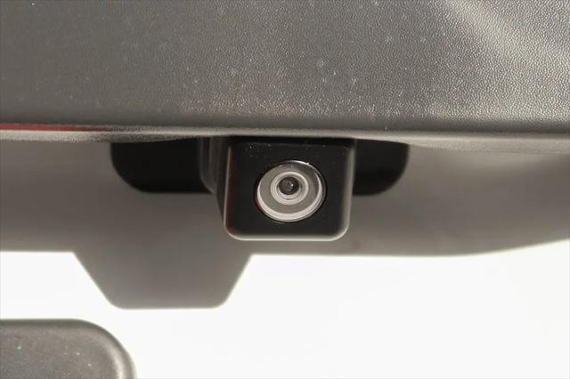 2020 Nissan 1500 SV Standard Roof V6