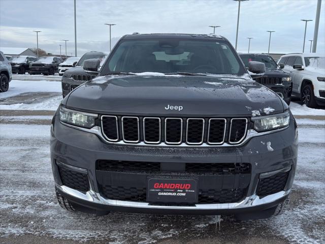 2022 Jeep Grand Cherokee L Limited 4x4 2022 Jeep Grand Cherokee L Limited 4x4