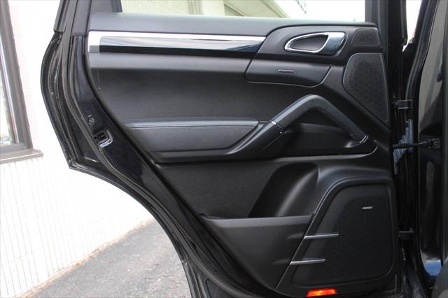 2011 Porsche Cayenne S