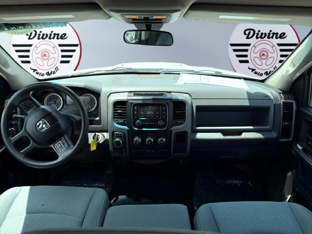 2019 Ram 1500 Classic Tradesman Crew Cab 4x4 57 Box
