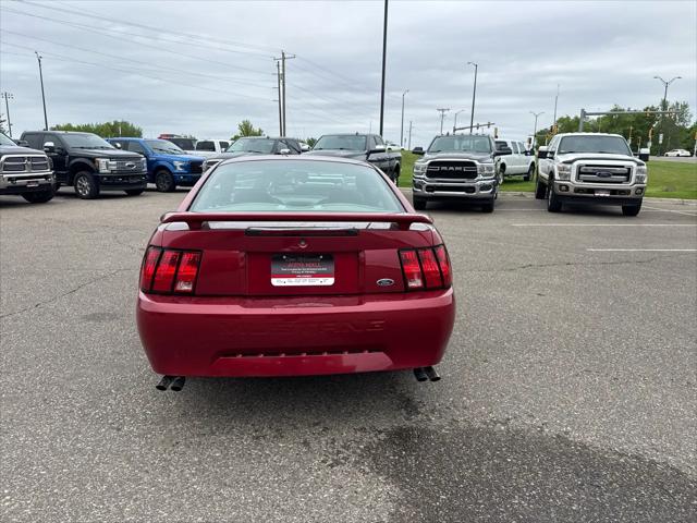 2003 Ford Mustang Standard