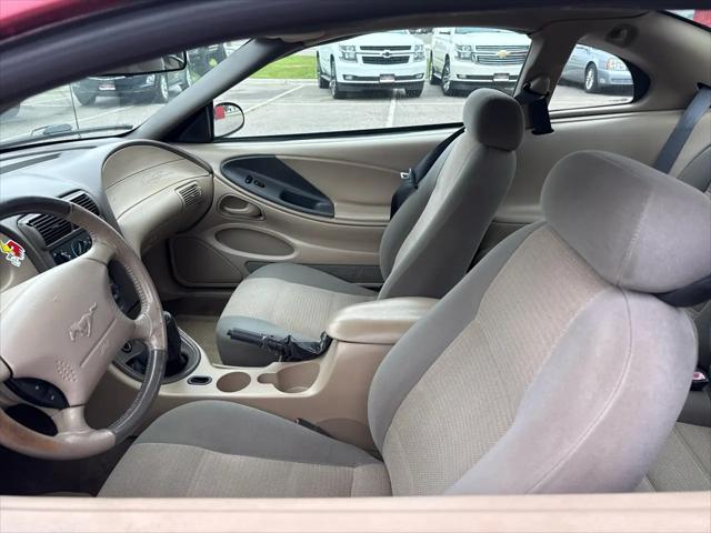 2003 Ford Mustang Standard