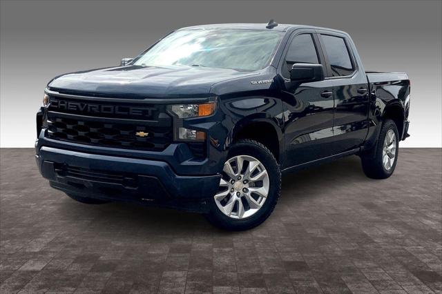 2022 Chevrolet Silverado 1500 4WD Crew Cab Short Bed Custom 2022 Chevrolet Silverado 1500 4WD Crew Cab Short Bed Custom
