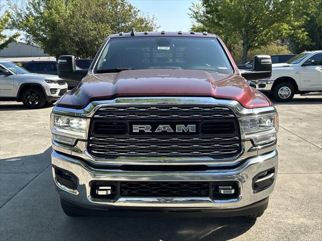 2023 RAM Ram 3500 Chassis Cab RAM 3500 LIMITED CREW CAB CHASSIS 4X4 60 CA