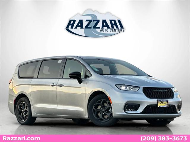 2023 Chrysler Pacifica Plug-In Hybrid PACIFICA PLUG-IN HYBRID LIMITED