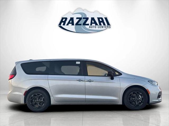 2023 Chrysler Pacifica Plug-In Hybrid PACIFICA PLUG-IN HYBRID LIMITED