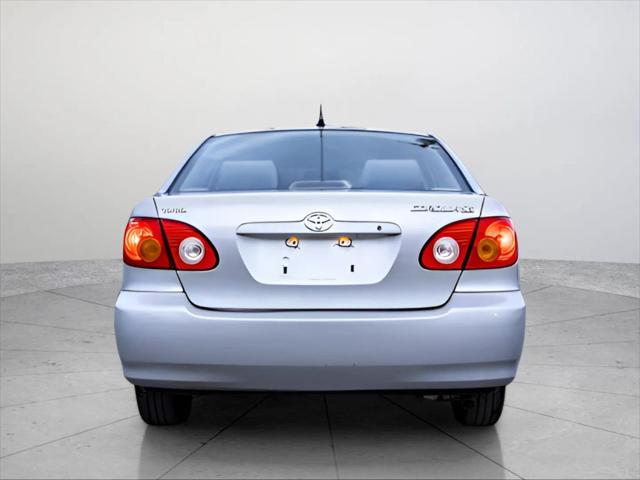 2004 Toyota Corolla LE