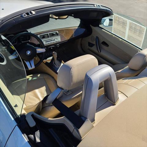 2003 BMW Z4 2.5i