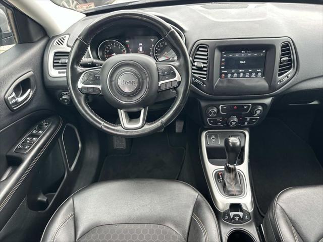2019 Jeep Compass Latitude FWD 2019 Jeep Compass Latitude FWD