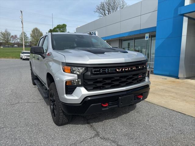 2022 Chevrolet Silverado 1500 4WD Crew Cab Standard Bed Custom Trail Boss