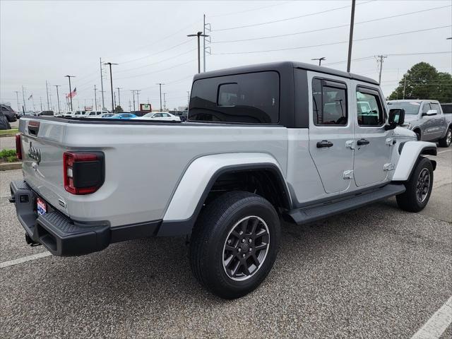 2022 Jeep Gladiator Overland 4x4