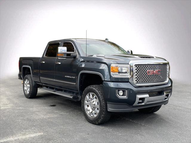 2017 GMC Sierra 2500HD Denali 2017 GMC Sierra 2500HD Denali