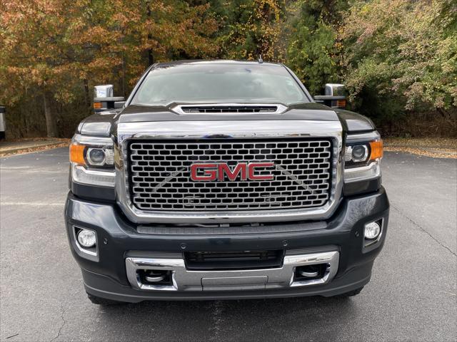 2017 GMC Sierra 2500HD Denali 2017 GMC Sierra 2500HD Denali