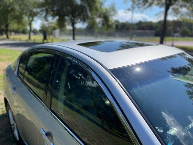 2012 INFINITI G37 x