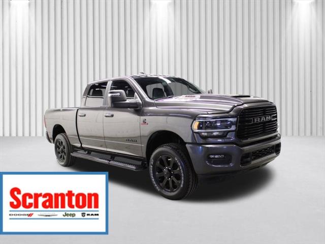 2023 RAM Ram 3500 RAM 3500 LARAMIE CREW CAB 4X4 64 BOX