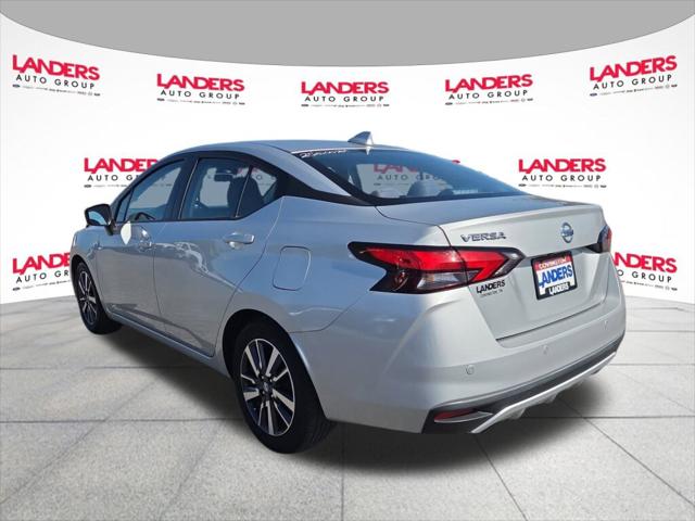 2021 Nissan Versa SV Xtronic CVT