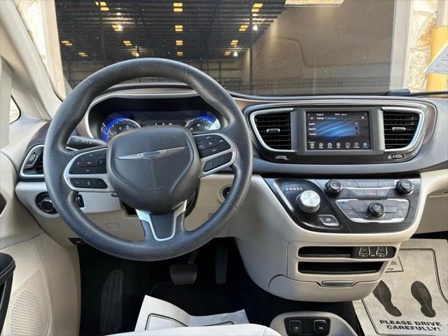 2021 Chrysler Voyager LXI