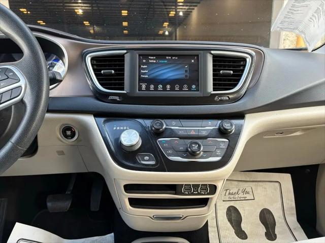 2021 Chrysler Voyager LXI