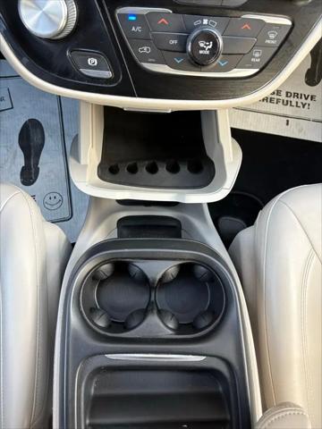 2021 Chrysler Voyager LXI