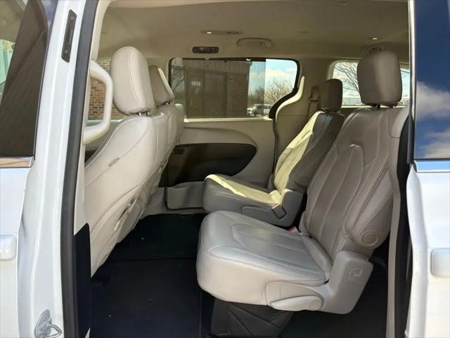 2021 Chrysler Voyager LXI
