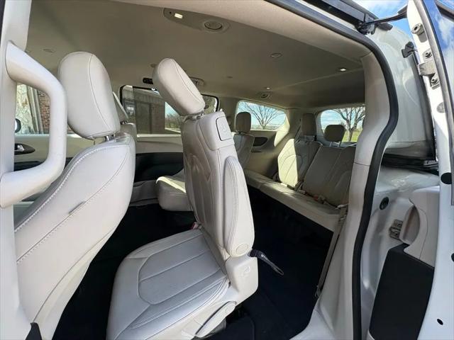 2021 Chrysler Voyager LXI