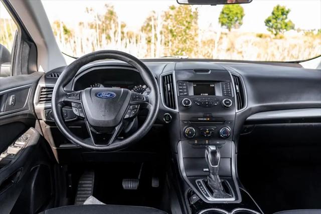 2018 Ford Edge SE