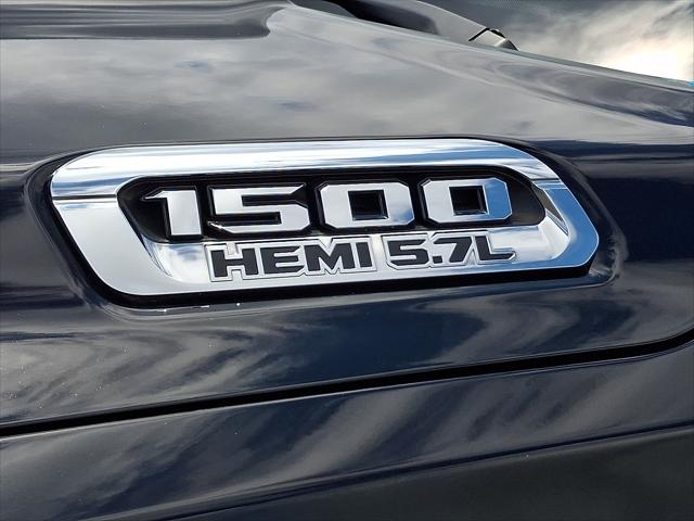 2019 Ram 1500 Big Horn/Lone Star Crew Cab 4x4 57 Box