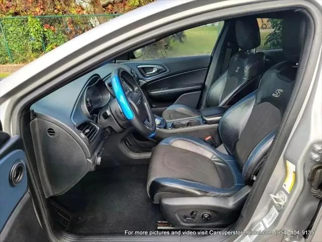 2015 Chrysler 200 S