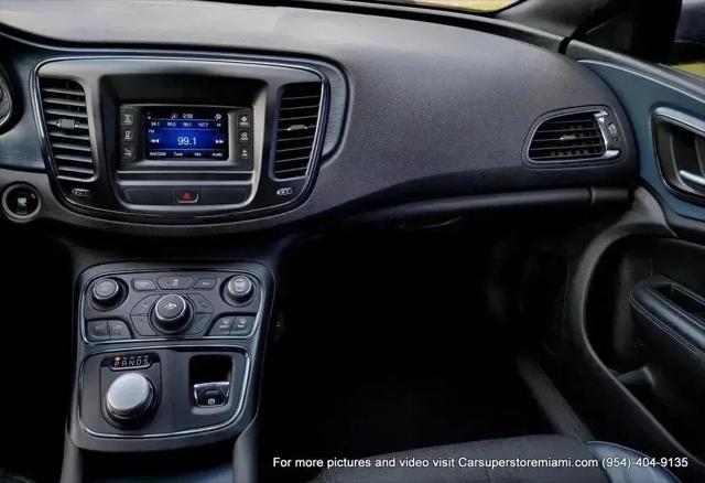 2015 Chrysler 200 S
