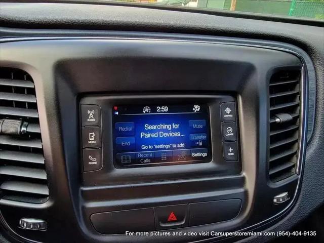 2015 Chrysler 200 S