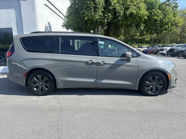 2020 Chrysler Pacifica Hybrid Limited