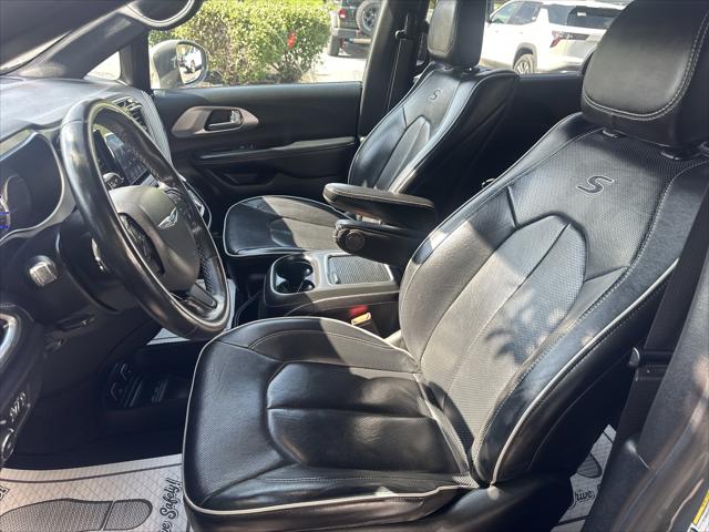 2020 Chrysler Pacifica Hybrid Limited