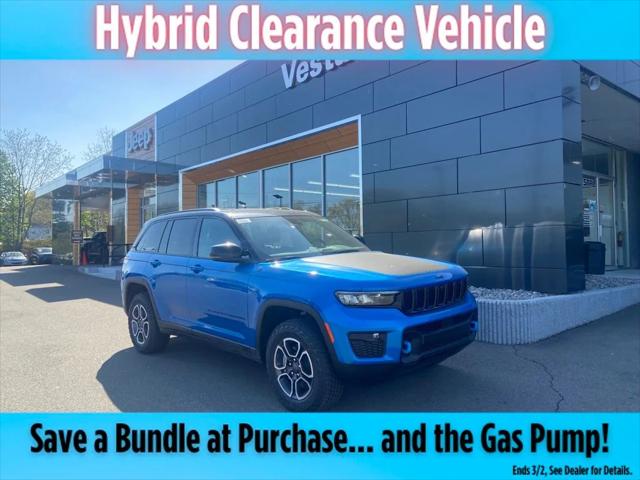 2023 Jeep Grand Cherokee 4xe GRAND CHEROKEE TRAILHAWK 4xe 2023 Jeep Grand Cherokee 4xe GRAND CHEROKEE TRAILHAWK 4xe