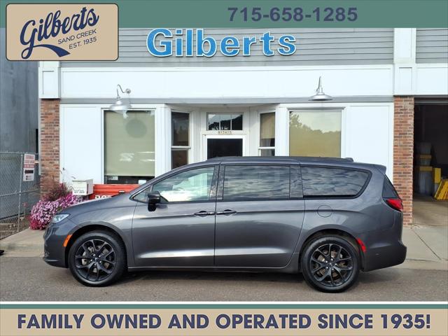 2023 Chrysler Pacifica Touring L AWD for sale in Sand Creek, WI