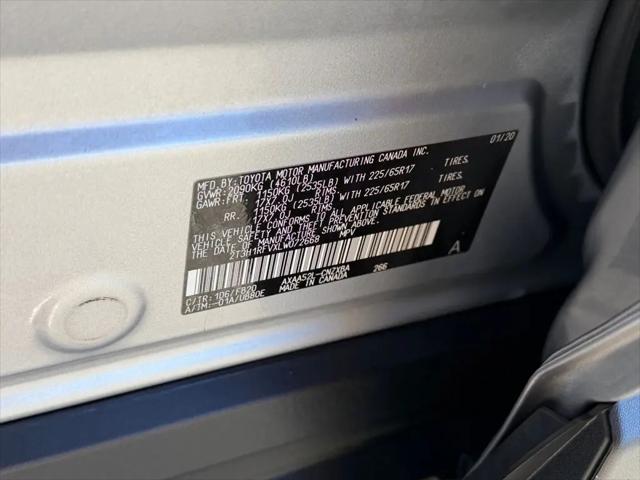 2020 Toyota RAV4 LE