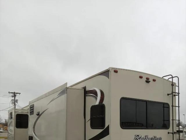 2016 Grand Desi Reflection 